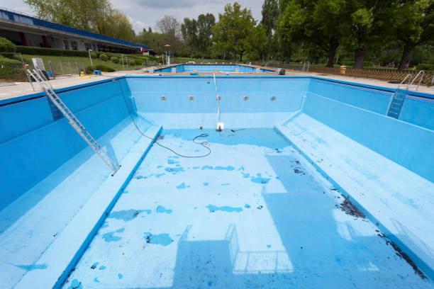 Best Water damage contractors near me  in Redfield, SD
